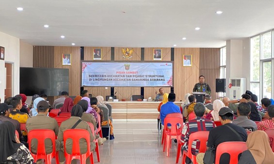 PISAH SAMBUT SEKRETARIS CAMAT DAN PEJABAT STRUKTURAL KECAMATAN SAMARINDA SEBERANG